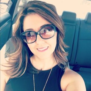 Meet your Posher, Sacha